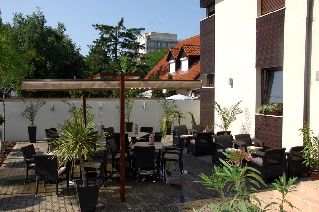 Hotel Diana Siofok Exterior photo